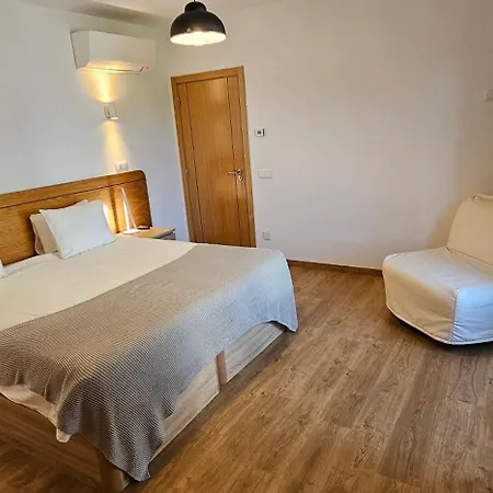 Quinta Da Bornacha - Casa B E Casa C 维拉诺瓦德卡塞拉